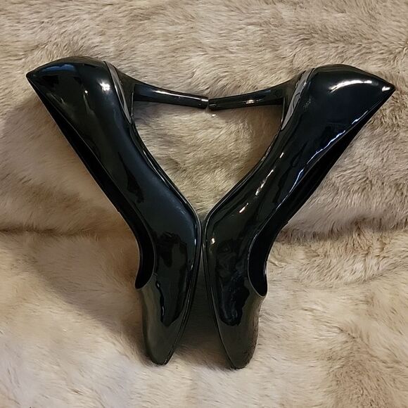 BANDOLINO BLACK PATENT LEATHER HEELS, SIZE 7.5 - NEW! - Picture 6 of 12